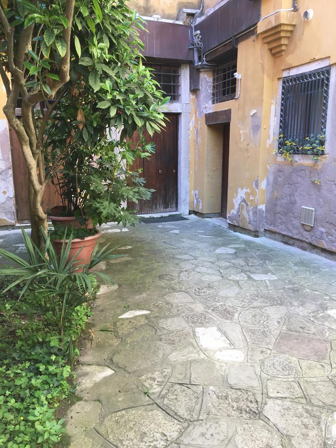 Appartamento Carbona Sconta Venedig Exteriör bild